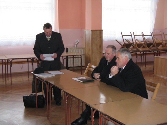 Prezydium zebrania wiejskiego w Golcowej